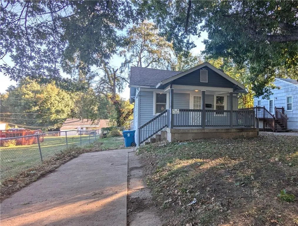 439 Aberdeen ST #E, Independence, MO 64055