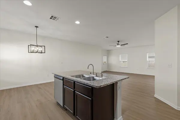 209 Purple Mountain DR, Liberty Hill, TX 78642