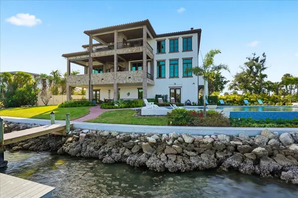 315 S SHORE DR, Sarasota, FL 34234