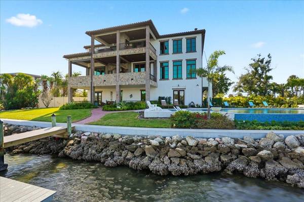 315 S SHORE DR, Sarasota, FL 34234