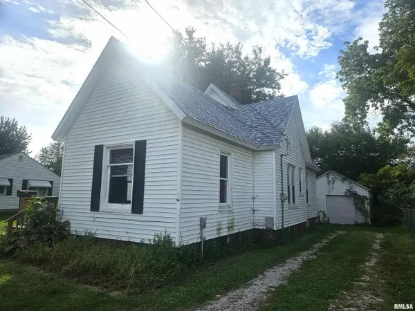 256 N Ivan AVE, Galesburg, IL 61401