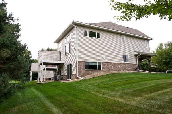 3951 Raspberry Ridge RD NW, Prior Lake, MN 55372