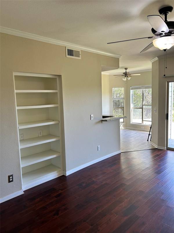 6000 Shepherd Mountain CV #1302, Austin, TX 78730