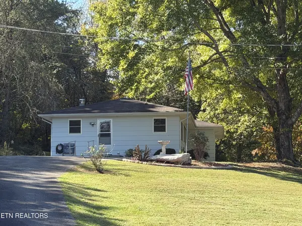 113 East Drive, Parrottsville, TN 37843