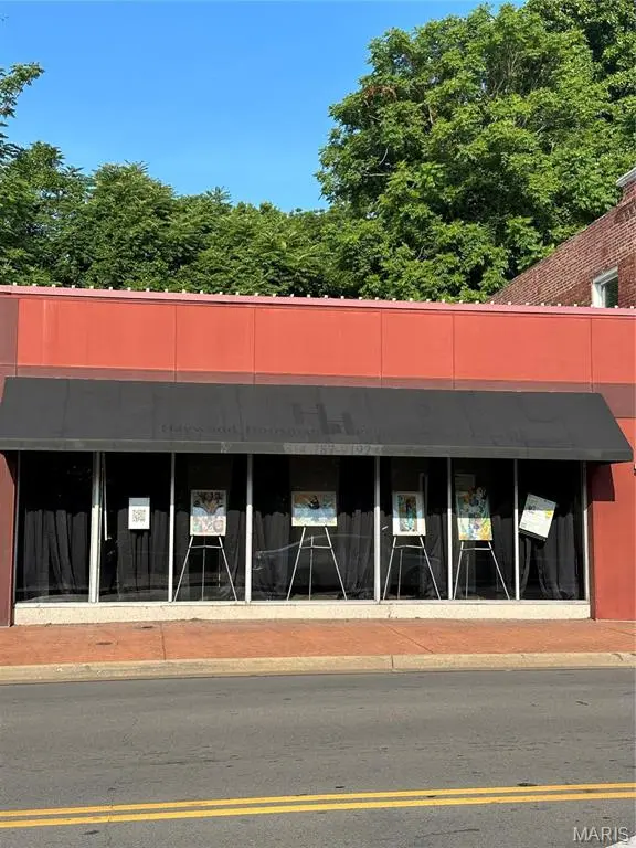 15 S Florissant RD, St Louis, MO 63135