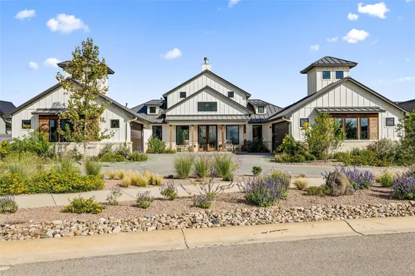 216 Interlaken ST, Fredericksburg, TX 78624