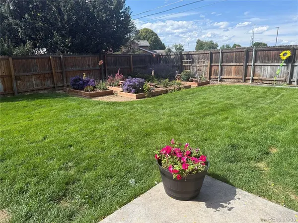 6851 S Prince, Littleton, CO 80120