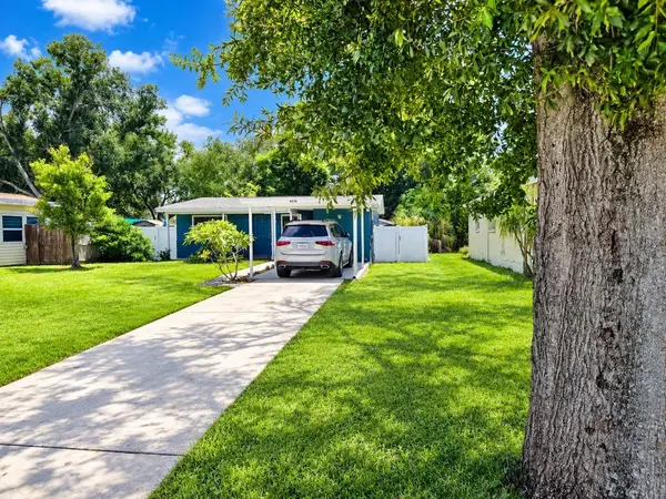 4516 W PAXTON AVE, Tampa, FL 33611
