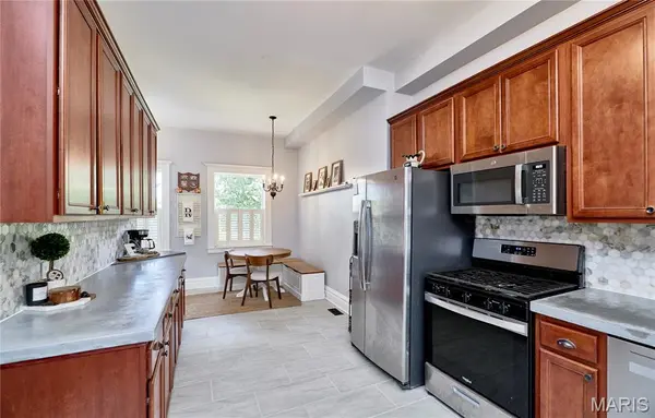 1501 McCausland AVE, St Louis, MO 63117