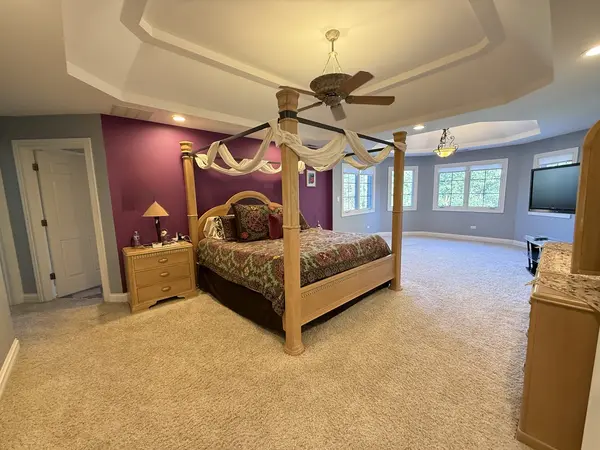 13821 Tallgrass TRL, Orland Park, IL 60462