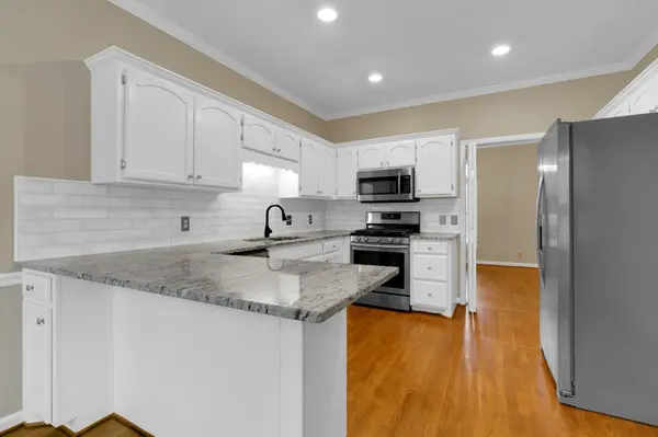 143 Middleboro Cir, Franklin, TN 37064