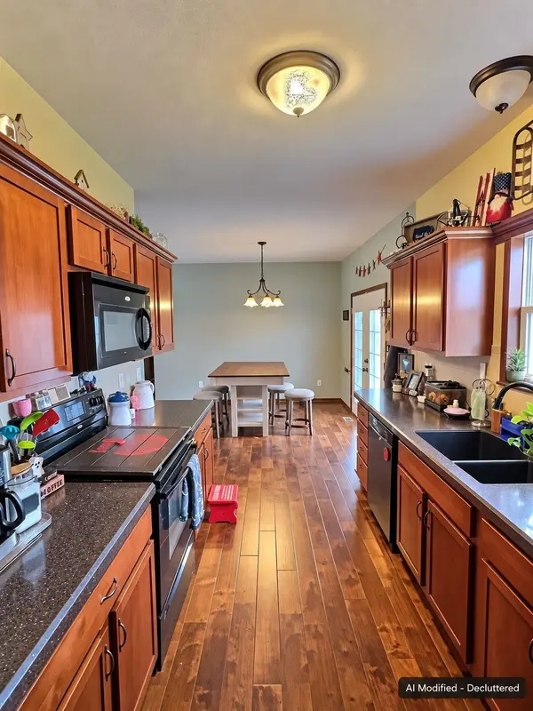 1543 N Thoroughbred Ct, Wichita, KS 67235-8501