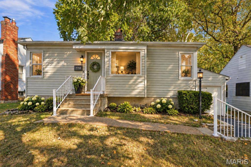 2718 Bremerton RD, Brentwood, MO 63144