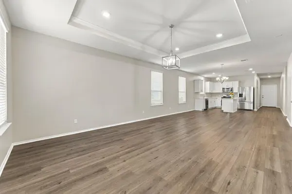 121 English Oak ST, Georgetown, TX 78626