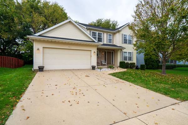 2612 Grey Fox TRL, Bloomington, IL 61705
