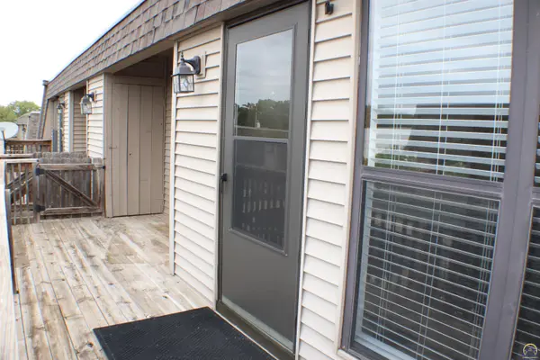 2827 SW Prairie RD ##36, Topeka, KS 66614