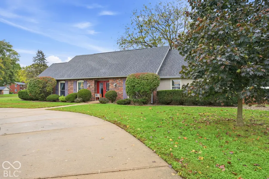 2038 Norwood DR, Anderson, IN 46012
