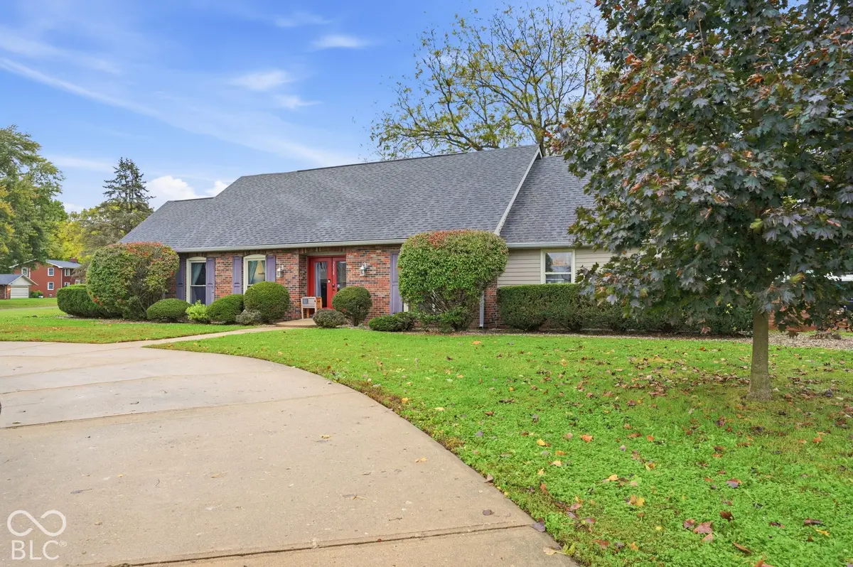 2038 Norwood DR, Anderson, IN 46012