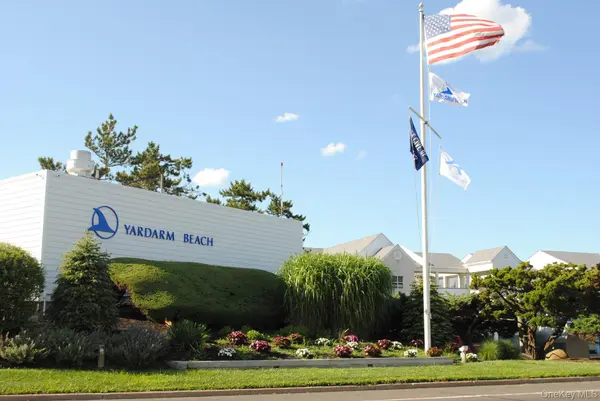 265 Dune RD #Unit #18, Westhampton Beach, NY 11978