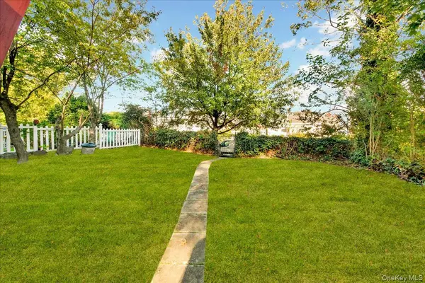 8 Soundview TER #8, Bronx, NY 10465