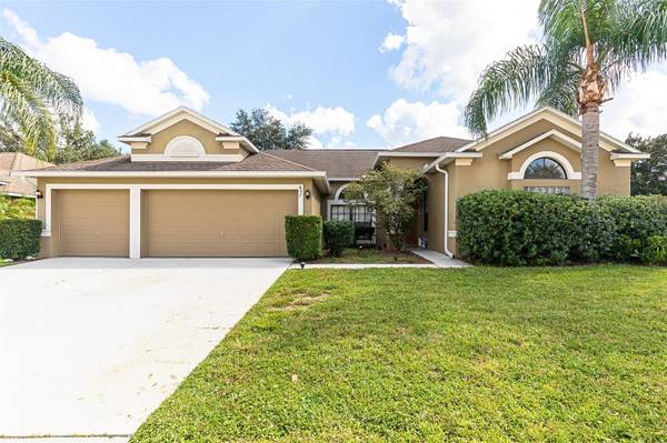 857 COVENTRY RD, Davenport, FL 33897