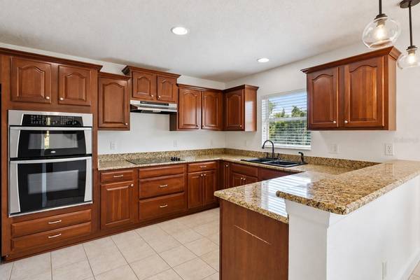 242 WINTER NELLIS CIR, Winter Garden, FL 34787