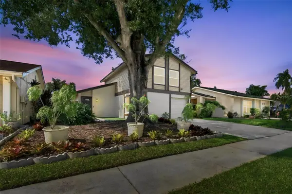 4830 GROVE POINT DR, Tampa, FL 33624