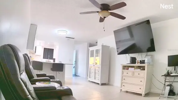 215 VALENCIA BLVD #107, Belleair Bluffs, FL 33770