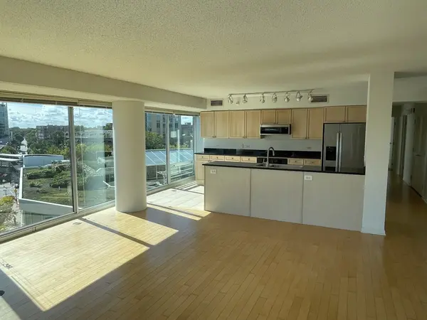 1720 Maple AVE #710, Evanston, IL 60201