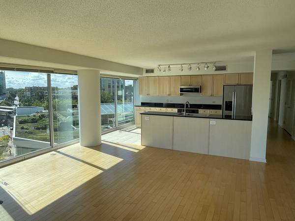1720 Maple AVE #710, Evanston, IL 60201
