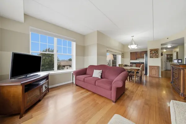 9530 Cook AVE #401, Oak Lawn, IL 60453