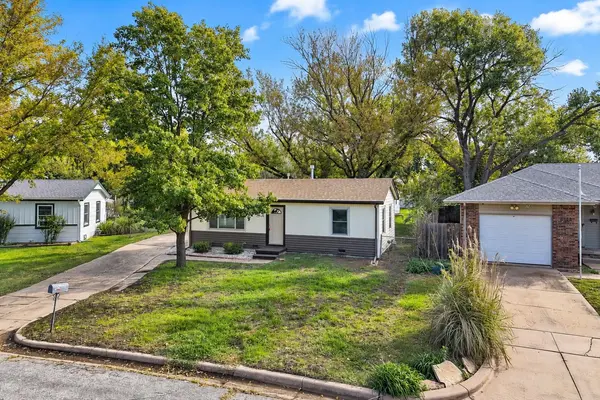 1942 S Custer, Wichita, KS 67213