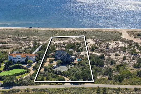 2040 Meadow LN, Southampton, NY 11968