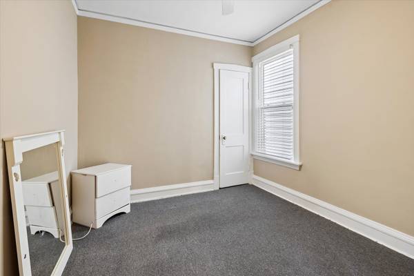 5245 W Carmen AVE, Chicago, IL 60630