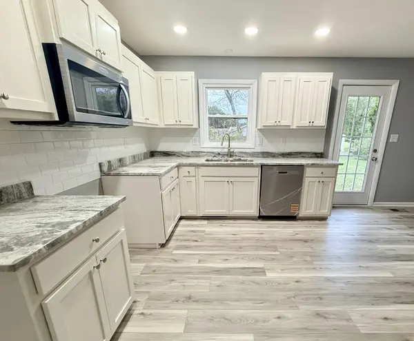 212 Bragg Cir, Tullahoma, TN 37388