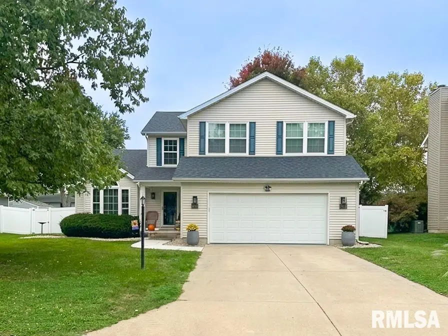 136 CRACKLEWOOD LN, East Peoria, IL 61611