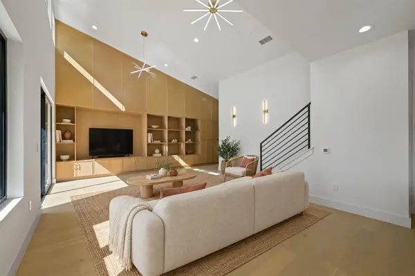 1606 Cedar Ave #A, Austin, TX 78702