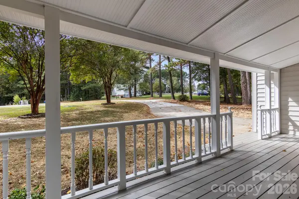 139 Scarlet Tanager RD, Troutman, NC 28166