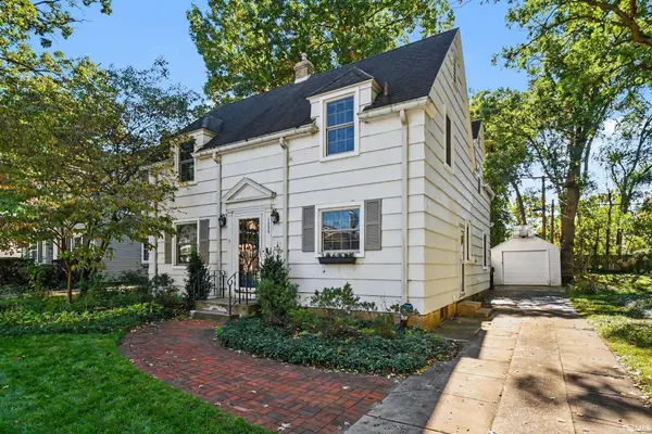 1336 Sunnymede AVE, South Bend, IN 46615-1018