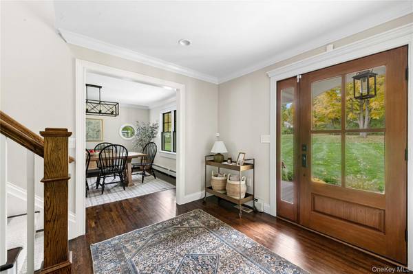 4 Willow Crest DR, Katonah, NY 10536