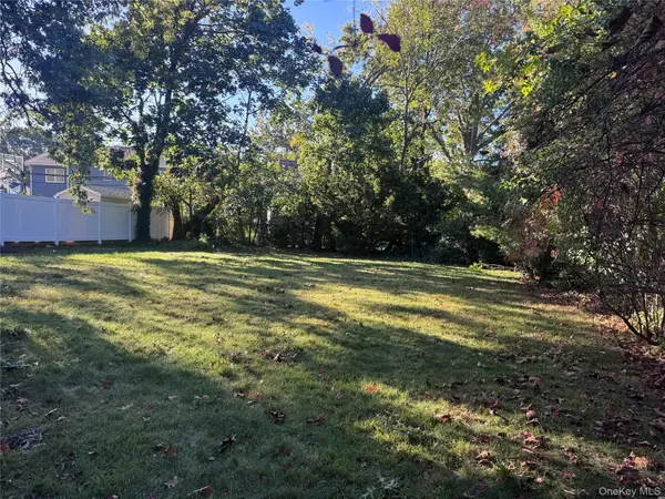 625 Knollwood DR, West Hempstead, NY 11552