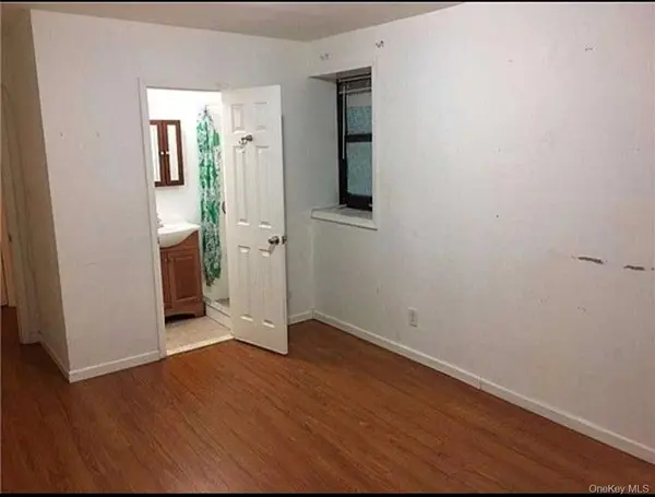 132-35 Sanford AVE #LD, Flushing, NY 11355