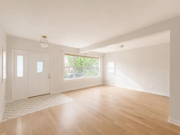 3914 N MOZART ST, Chicago, IL 60618