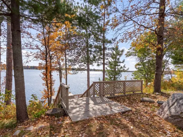 1373 E Pointe DR, East Gull Lake, MN 56401
