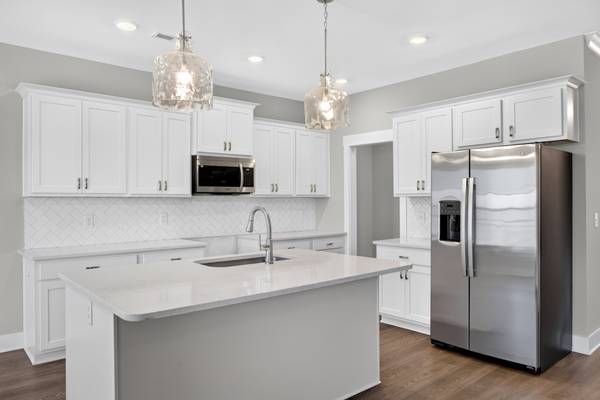 160 Lightberry Ln, Hendersonville, TN 37075