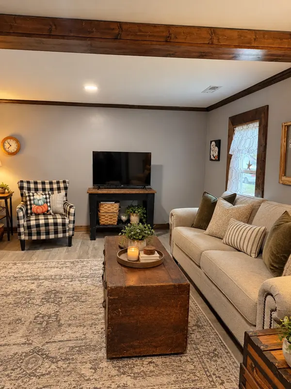 414 2nd St, Lawrenceburg, TN 38464