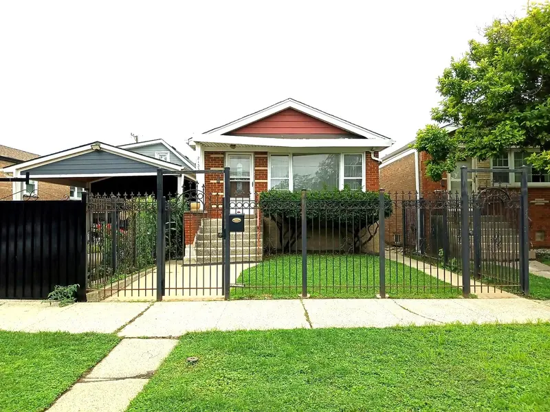 2133 W 49th PL, Chicago, IL 60609