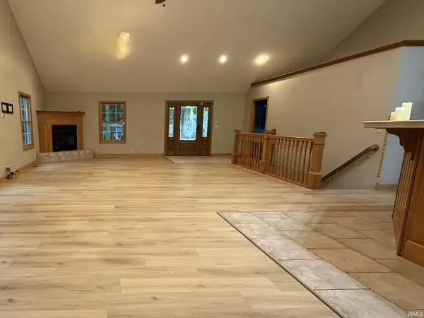 7032 S Burch RD, Bloomington, IN 47403