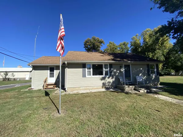 108 E Piper ST, Bluffs, IL 62621