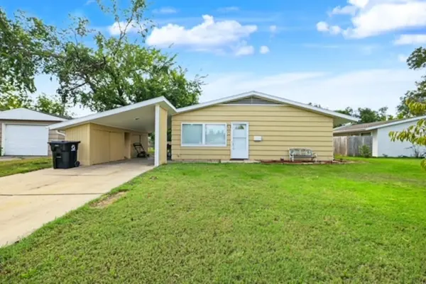 1313 Kiowa, Salina, KS 67401